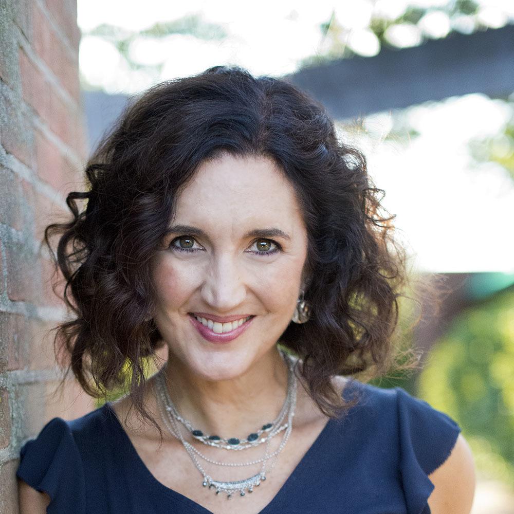 Dr. Alexandra Solomon